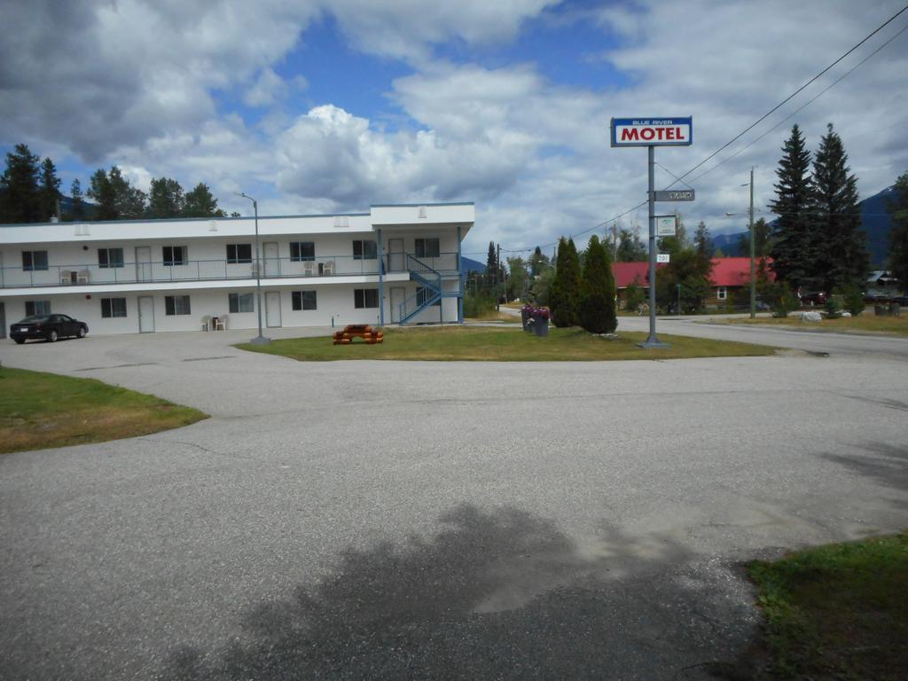 Blue River Motel Exterior foto